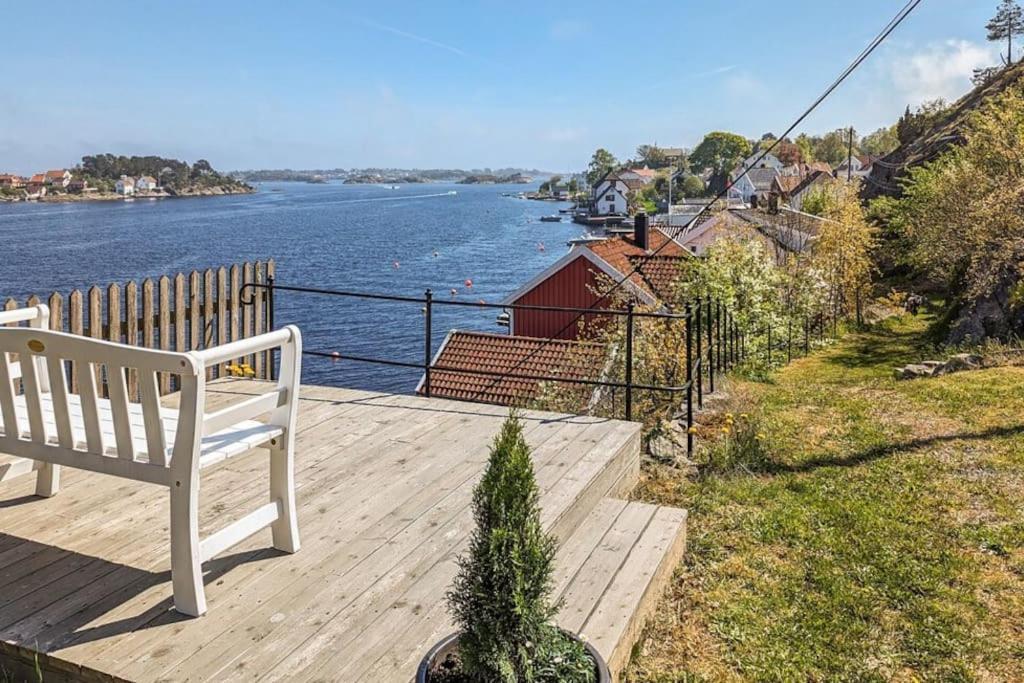 Feriehus - Arendal Ved Sjoen Exterior photo